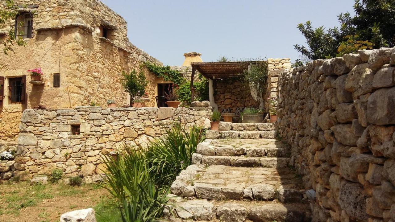 Bendeni Cottage Megala Chorafia Exterior photo