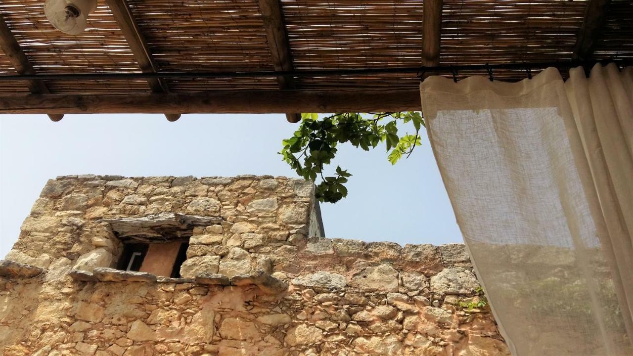 Bendeni Cottage Megala Chorafia Exterior photo